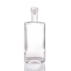 Изготовленная на заказ квадратная прозрачная бутылка для ликера из матового стекла со стеклянной крышкой