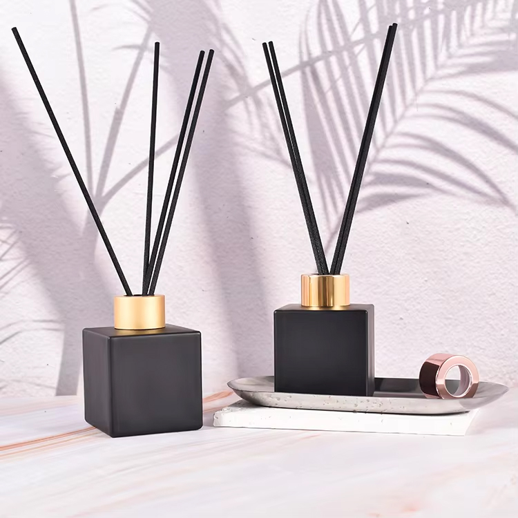 50 мл 100 мл 150 мл Роскошная матовая черная стеклянная бутылка с диффузором